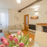 Volta Apartment By Rent All Como
